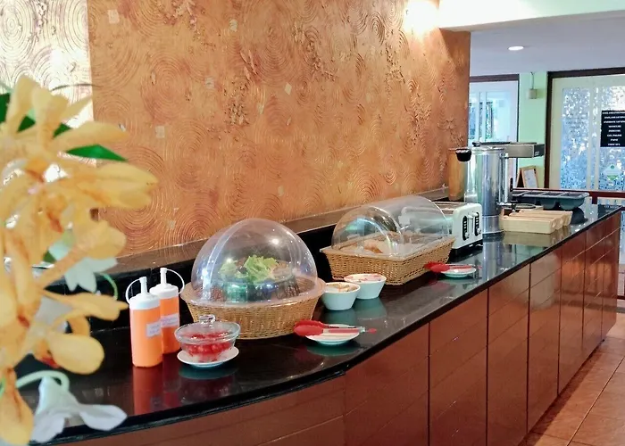 沃拉布里素坤逸酒店 3* 曼谷