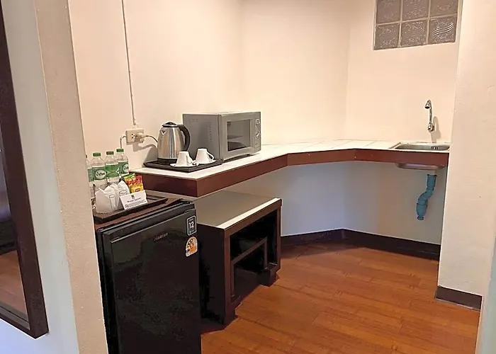 沃拉布里素坤逸酒店